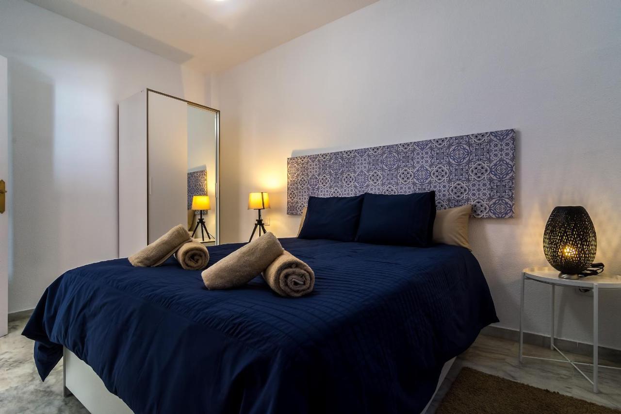 More Center Apartment Seville Luaran gambar