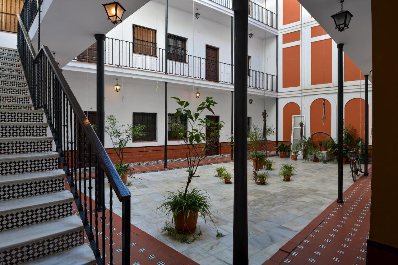 More Center Apartment Seville Luaran gambar